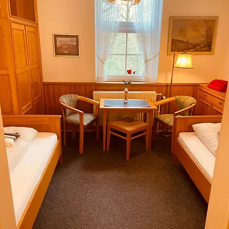 Haus Heidetal Bed & Breakfast 3*