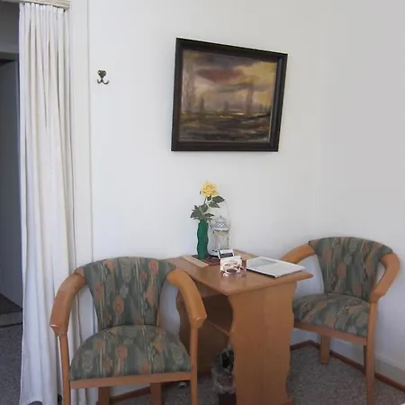 Bed & Breakfast Haus Heidetal 3*